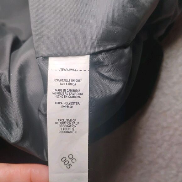 Under Armor Black Water Resistant Drawstring Adjustable Sporty Tote Bag - Picture 7 of 8